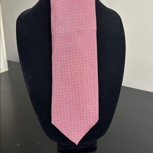 Peter Blair 100% Silk Reddish Pink, Blue & Green Chain Link Patterned Men's Tie